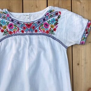 Beach lunch lounge collection white floral  dress size M